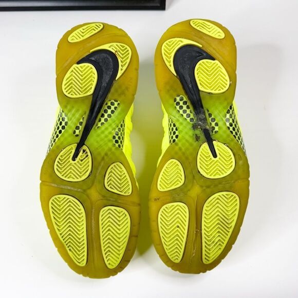 Nike Air Foamposite Volt 2014 Neon Yellow Sneakers, Men's 8.5, Rare and Iconic - Picture 7 of 8